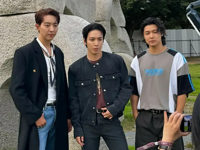 「CNBLUE」ジョン・ヨンファ、夏フェスの舞台裏を公開…“Someday became our day”