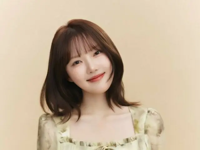 「GFRIEND」出身イェリン、1年ぶりにソロカムバック…タイトル曲「Awake」