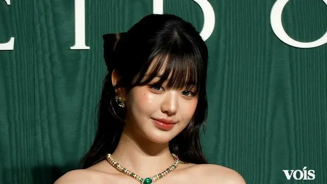 IVE・ウォニョン、美スタイル輝くマーメイドドレス「フィッティングからドキドキ」