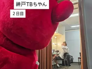 「東方神起」チャンミン、神戸2日目楽屋をのぞくTBちゃんに“オイ～～何のぞいてんだ”