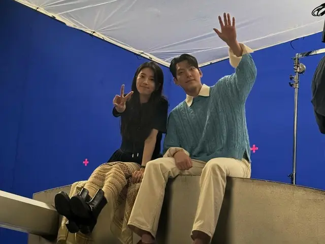 スジ（Miss A）、「魔法のランプにお願い」の撮影ビハインドを公開…“ギガジーニー”