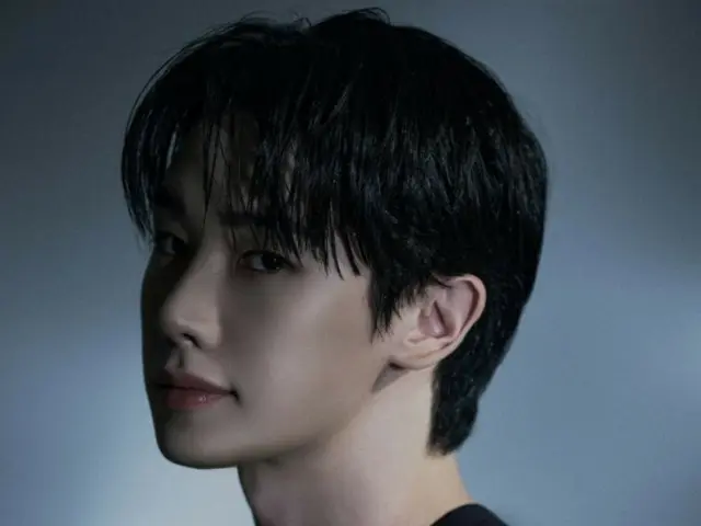 ウォノ（WONHO）、1stフルアルバム「SYNDROME」のコンセプト公開…“闇の中で咲いた白いバラ”