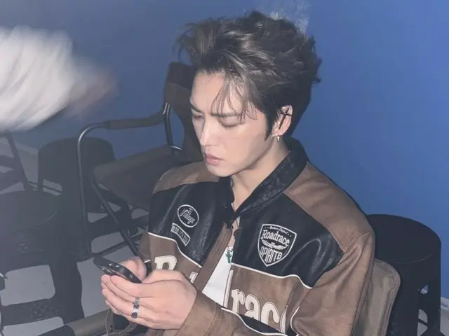 ジェジュン、本当に39歳⁉強烈なカリスマとセクシーなまなざし”真夜中での光る“ビジュアル”