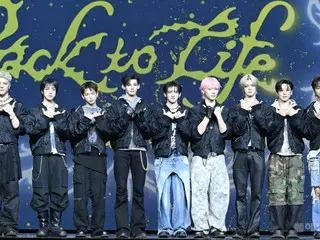 【フォト】「&TEAM」、韓国デビューアルバム発売記念ショーケース開催…“韓国活動開始します”