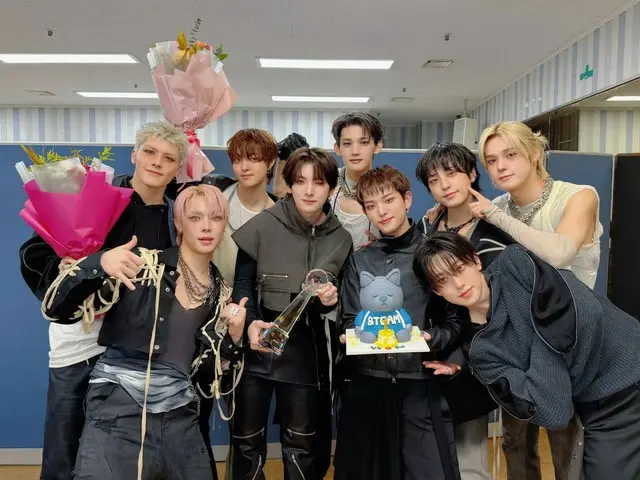 「&TEAM」、「ミュージックバンク」で1位獲得し3冠達成…“LUNÉが作ってくれた特別な賞、素敵なステージで恩返しする”