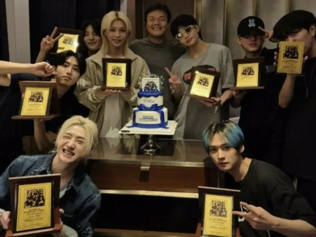 「Stray Kids」、J.Y.Park（パク・チニョン）からもらった“金”を誇る…“一生自慢できる”