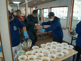 うずしおクルーズが防災に取り組み、遊覧中の発災時における非常食提供を検証した非常食訓練を実施