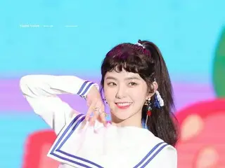 「RED VELVET」アイリーン、セーラー服でレジェンド級の美貌を更新！