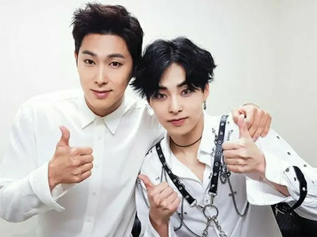 SMエンタの先輩後輩☆「東方神起」ユンホと「EXO」シウミンのツーショット写真♪