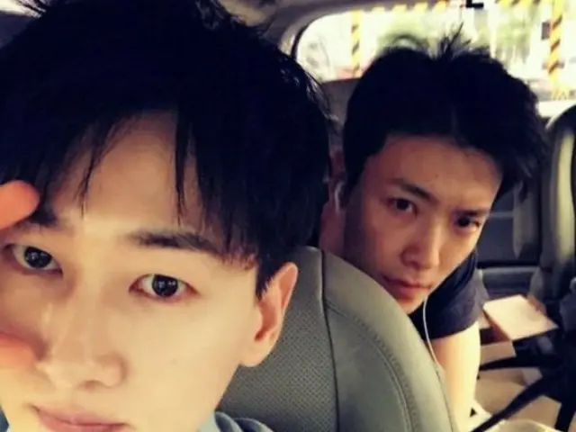 これがいつぶり?！「SUPERJUNIOR」ウニョク＆ドンヘの仲良し2人のブロマンス