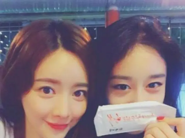 ‘人形のような美貌‘ホン・スア＆「T-ARA」ジヨン・・・美人さんたちの出会い♪