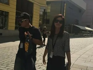アラフィフ女優キム・ソンリョン・・・時間を逆送する美貌！トルコでの日常