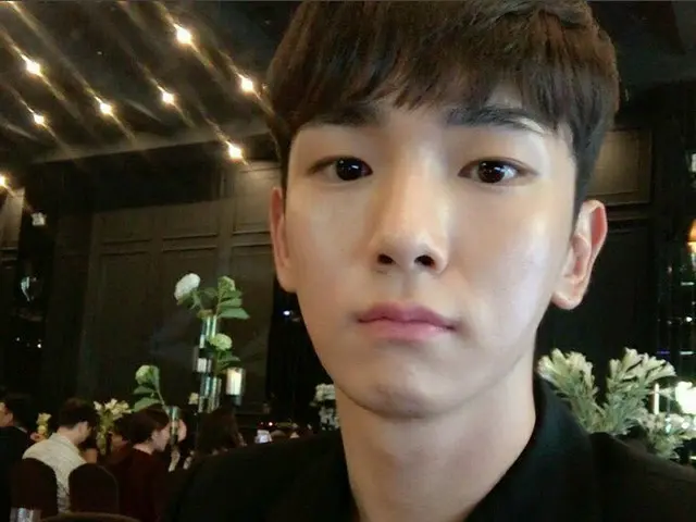 「SHINee」Keyが直筆の招待状を公開！“僕の誕生日会に招待します”