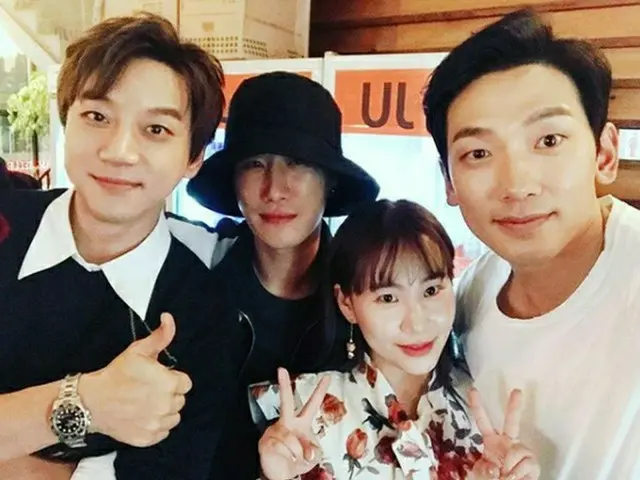 San E＆RAIN・・・アイドル再起番組「The Unit」食事会ショット公開！