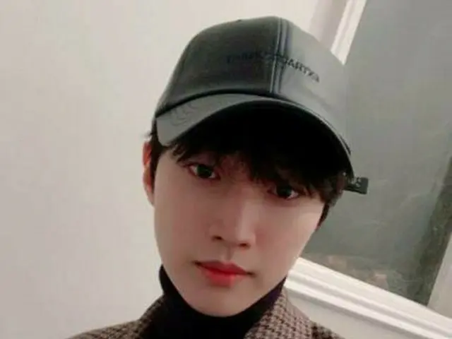 「B1A4」ジニョン、セルカショットに胸キュン！