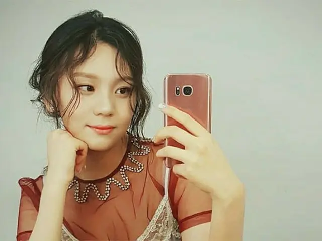 「GFRIEND」オムジ、より美しくなった近況写真を公開！ファンの人々もびっくり♪