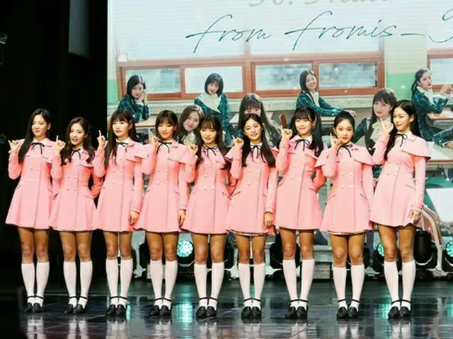 「アイドル学校」出身の「fromis_9」がついにデビュー！弾けるような魅力で最高のガールズグループを目指す！