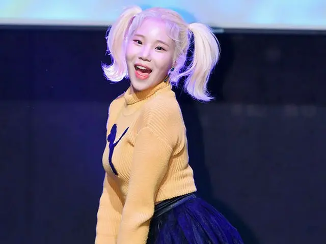 「MOMOLAND」ジュイの破格的な(?)中学卒業写真が話題！