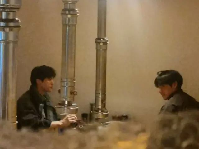 「BTS」Vとソン・ガンが焼肉店に？…目撃談が話題