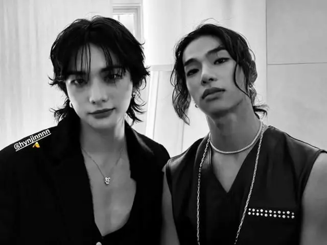 「ALLDAY PROJECT」ターザン、「Stray Kids」ヒョンジンとのツーショットを公開…モノクロでシックな雰囲気