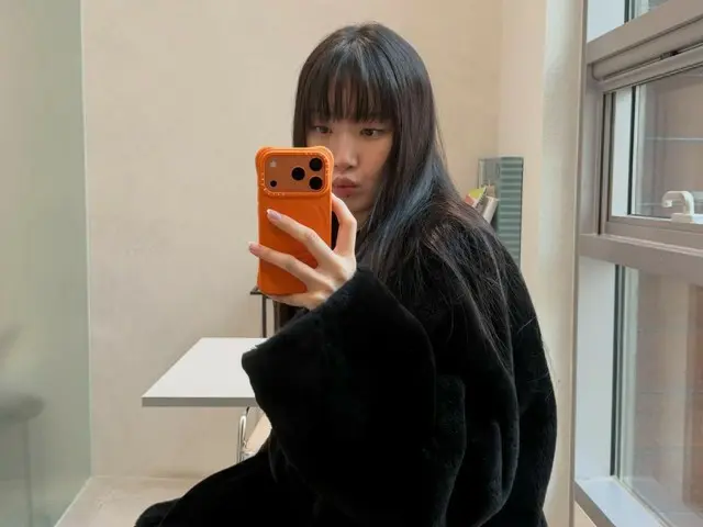 女優ムン・ガヨン、ばっさり切った前髪でかわいい人形ビジュアル