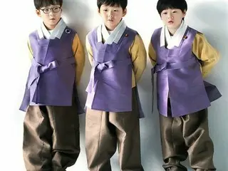 俳優ソン・イルグクの三つ子の息子たちが韓服姿で新年（旧正月）の挨拶を伝える♪