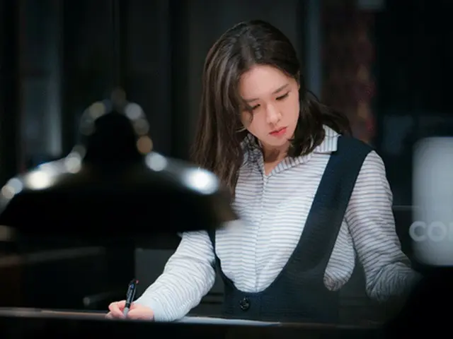女優ソン・イェジンが演じる“綺麗なお姉さん”のスチールカットが公開！