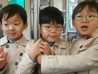 俳優ソン・イルグクが三つ子の息子たちの近況を公開！三男マンセくんもメガネデビュー!?