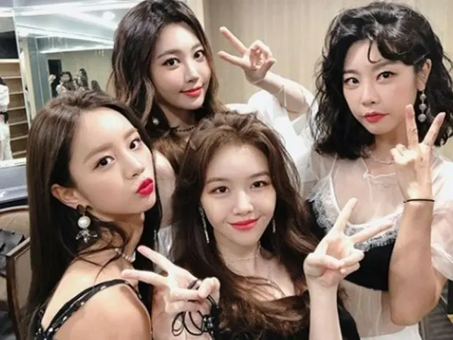 「Girl's Day」完全体でカムバック示唆?!ミナが4人での写真を公開！