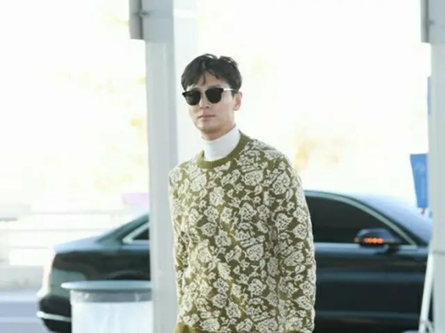 [空港ファッション]チュ・ジフン、空港をランウェイに!!