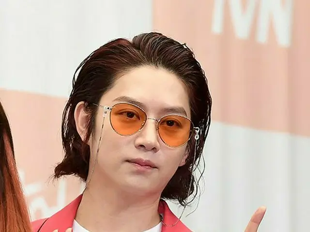 「SUPER JUNIOR」ヒチョル、養子縁組して送った子犬の近況伝えて涙「下半身マヒ状態、お金まで要求された」