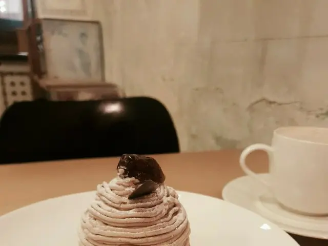 【韓国カフェ】ケーキが楽しめるカフェ「スジャンナのエプロン」