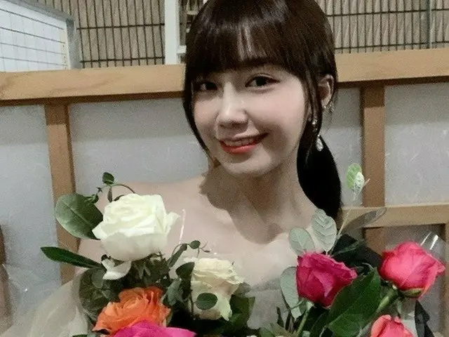 「Apink」チョン・ウンジ、誰が花だ?!…寒さ溶かす美貌