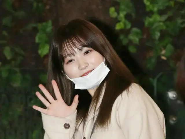 【空港写真】「IZ*ONE」 矢吹奈子、スケジュールのため日本へ出国