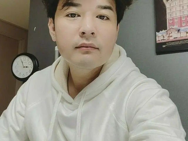 “20kg減量”「SUPER JUNIOR」シンドン、顔が半分なった? ダイエット効果