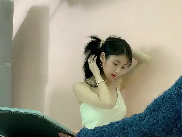 IU、多彩な魅力がいっぱい..“愛らしさ爆発”