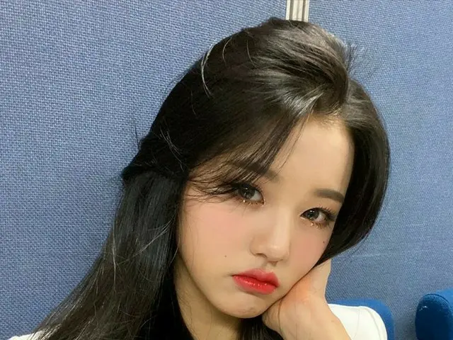 「IZ*ONE」チャン・ウォニョン、白いスーツ着て洗練美発散“美貌に魅了される”