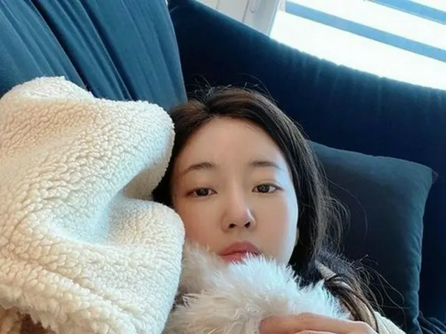 女優キム・サラン、40代とは思えない童顔美貌“20代かと”