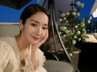 女優パク・ミニョン華やかな女神の降臨
