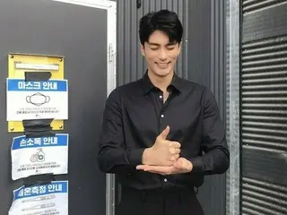 俳優ソンフン、笑顔もさわやかなこの男...“おかげさまでチャレンジうれしく参加”