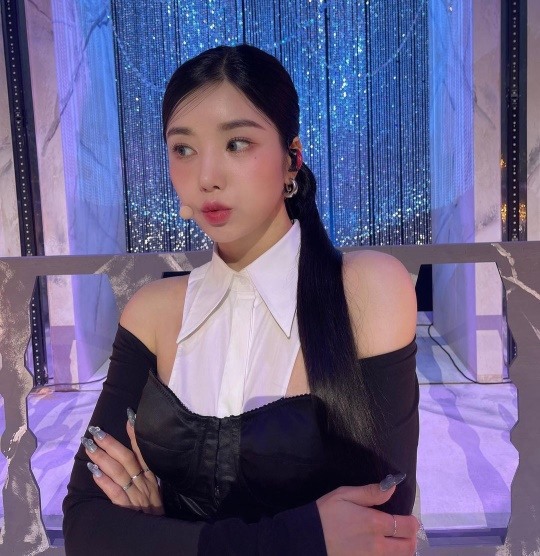 元「IZ*ONE」クォン・ウンビ、セクシーなグラマーボディー公開