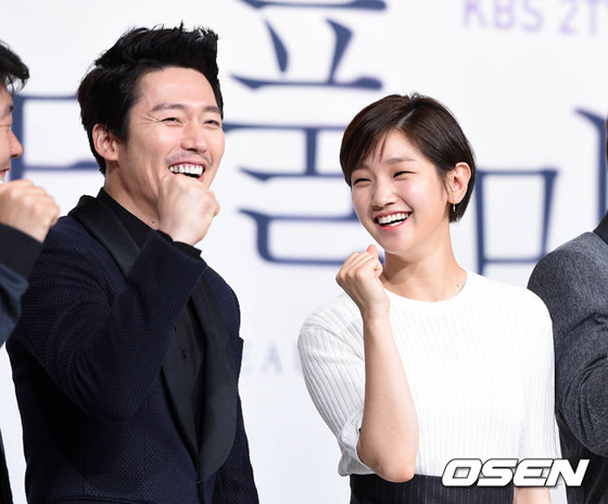 Kbs2tv月火ドラマ ビューティフル マインド の制作発表会 K Pop 韓国ドラマ 韓流ドラマ 韓国芸能ならwowkorea Kbs2tv月火ドラマ ビューティフル マインド の制作発表会 K Pop 韓国ドラマ 韓流ドラマ 韓国芸能ならwowkorea