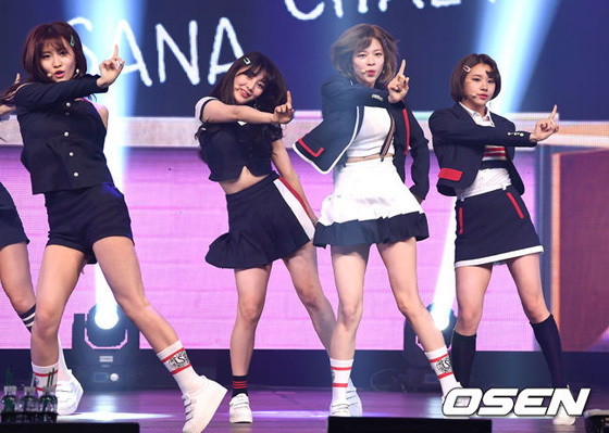 4thミニアルバム Signal のショーケースを開催した Twice K Pop 韓国ドラマ 韓流ドラマ 韓国芸能ならwowkorea
