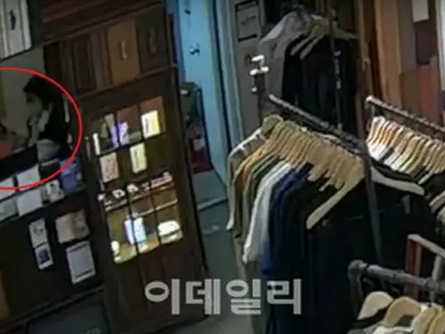 「暴行事件で物議」在韓ベルギー大使夫人、手を振って韓国を発つ=韓国報道(画像提供:wowkorea)